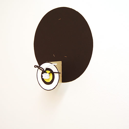 Richard Tuttle / Craft #5  2008 38.5 x 36 x 12 cm wire, seaweedplaster, acrylic paint mounted on painted cardboard circle on wood on black cardboard circle